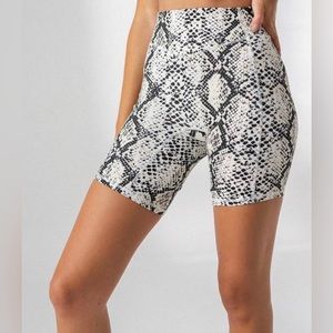 Balance Athletica/Vitality Kingdom Ascend Python Rider Short